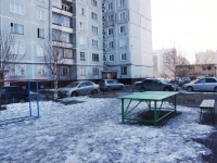 Novokuznetsk, Stroiteley avenue, 房屋 100. 公寓楼