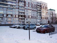 Novokuznetsk,  , house 76. Apartment house