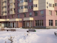 Novokuznetsk, Zaporozhskaya st, 房屋 73Б. 公寓楼