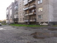 Novokuznetsk, Vokzalnaya st, house 111. Apartment house