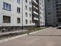 Novokuznetsk, Aviatorov avenue, 房屋 102. 公寓楼