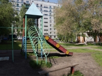 Novokuznetsk, Aviatorov avenue, 房屋 108. 公寓楼