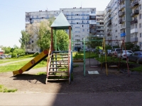 Novokuznetsk, Aviatorov avenue, 房屋 112. 公寓楼