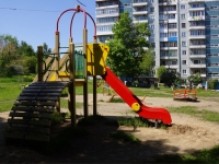 Novokuznetsk, Aviatorov avenue, 房屋 120. 公寓楼