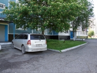 Novokuznetsk, Aviatorov avenue, house 122. Apartment house