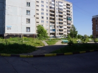 Novokuznetsk, Aviatorov avenue, 房屋 95. 公寓楼