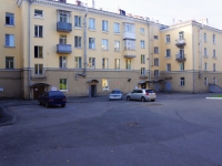 Novokuznetsk, Lenin st, house 49. Apartment house