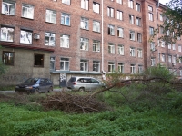 Novokuznetsk, Lenin st, house 62. office building