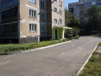 Novokuznetsk, 40 let VLKSM st, house 106А. Apartment house