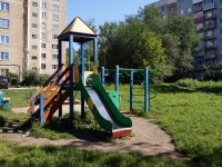 Novokuznetsk, 40 let VLKSM st, 房屋 106Б. 公寓楼