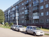 Novokuznetsk, 40 let VLKSM st, house 122. Apartment house