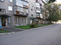 Novokuznetsk, Morisa Toreza st, 房屋 64. 公寓楼