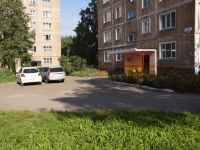 Novokuznetsk, Morisa Toreza st, house 82. Apartment house