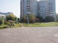 Novokuznetsk, Sovetskoy Armii avenue, 房屋 52. 公寓楼