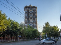 Киров, улица Володарского, дом 157. Жилой комплекс "Prestige House"