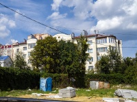 , st Bogdanov, house 25. Apartment house