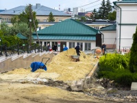 , 修道院 Троицкий епархиальный женский монастырь , Kirov st, 房屋 25