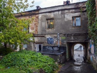 , ​Торгово-офисный центр "ДеЛюкс", Moskovskaya st, house 4