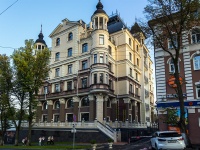 neighbour house: st. Karl Marks, house 5. клубный дом  "Капитал"