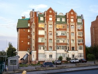 neighbour house: st. Volodarsky, house 15. Apartment house