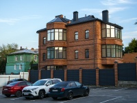 , Volodarsky st, house 18. Apartment house