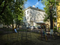 , Volodarsky st, house 70. Apartment house