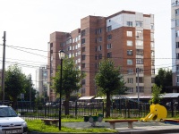 , Maksim Gorky st, house 17. Apartment house