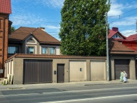 neighbour house: st. Uritsky, house 8. Private house