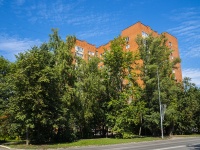 , st Uritsky, house 18. Apartment house