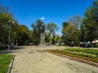 neighbour house: st. Bakunin. public garden им. В.Г. Белинского 