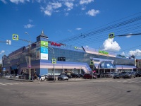 , st Plekhanov, house 19. shopping center