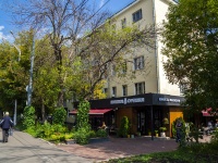 , st Plekhanov, house 45. Apartment house