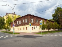 neighbour house: st. Krasnaya, house 38. sample of architecture