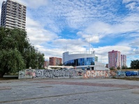 Perm, Ekaterininskaya st, house 181. building under construction