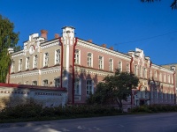 , 学校 Кунгурский центр образования №1, Lenin st, 房屋 79