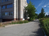 Solikamsk, 20 let Pobedy st, house 79. Apartment house