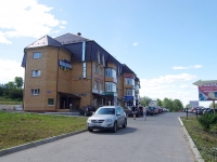 Solikamsk, 20 let Pobedy st, house 173В. Apartment house