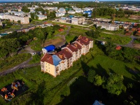 Solikamsk, st 20 let Pobedy, house 177. Apartment house