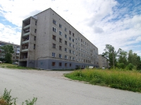 Solikamsk, 20 let Pobedy st, house 186. Apartment house