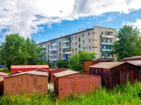 Solikamsk, Naberezhnaya st, house 167. Apartment house