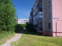 Solikamsk, Yubileyny avenue, house 49. Apartment house