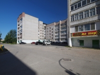 Solikamsk, Yubileyny avenue, house 57. Apartment house