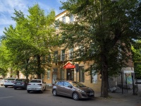 , Pervomayskiy avenue, house 13. Apartment house