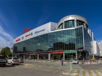 , avenue Pervomayskiy, house 70 к.1. retail entertainment center