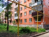 Samara, Revolyutsionnaya st, house 52. Apartment house