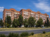 Togliatti, 40 Let Pobedi st, house 48. Apartment house