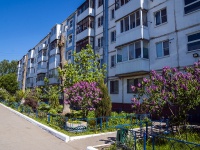 Togliatti, 50 let Oktyabrya blvd, house 69. Apartment house