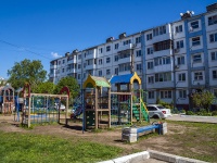 Togliatti, 50 let Oktyabrya blvd, house 69. Apartment house