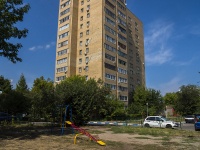 Togliatti, Voroshilov st, house 49. Apartment house