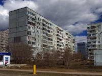 Togliatti, Makarov st, house 22. Apartment house